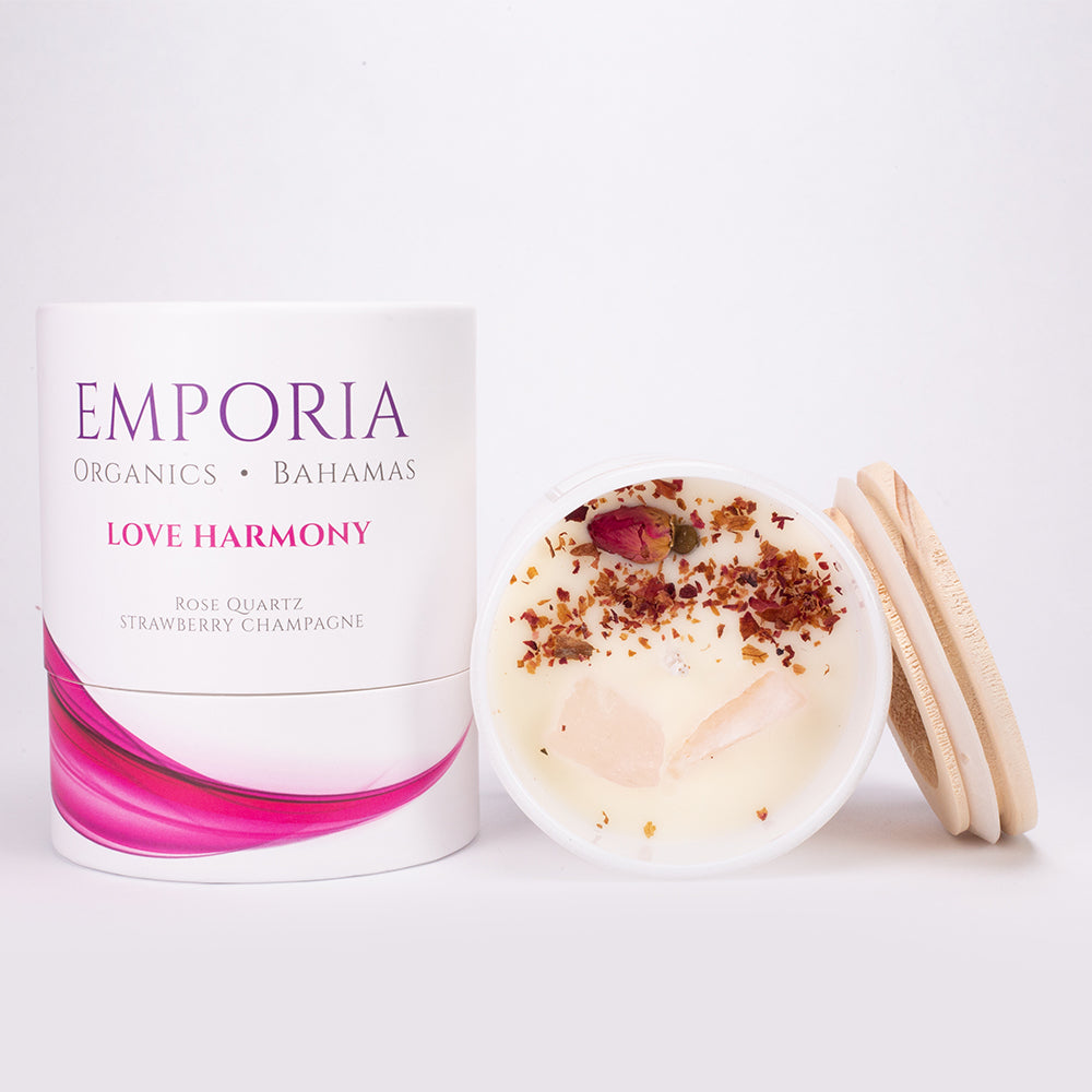 Emporia Organics Skleněná Svíčka: Bahamy - MILOVAT & HARMONIE, s Růženínem, s vůní jahod a šampaňského, 100% sójový vosk, 230 g