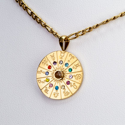 Astrologický přívěsek s tygřím okem a barevnými kameny Emporia